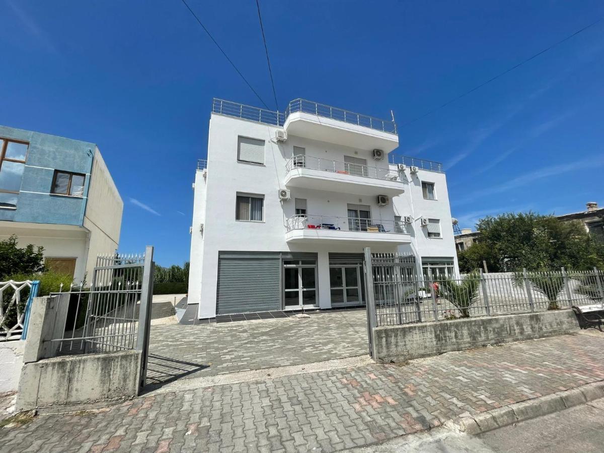 Orikum Apartments Exteriör bild