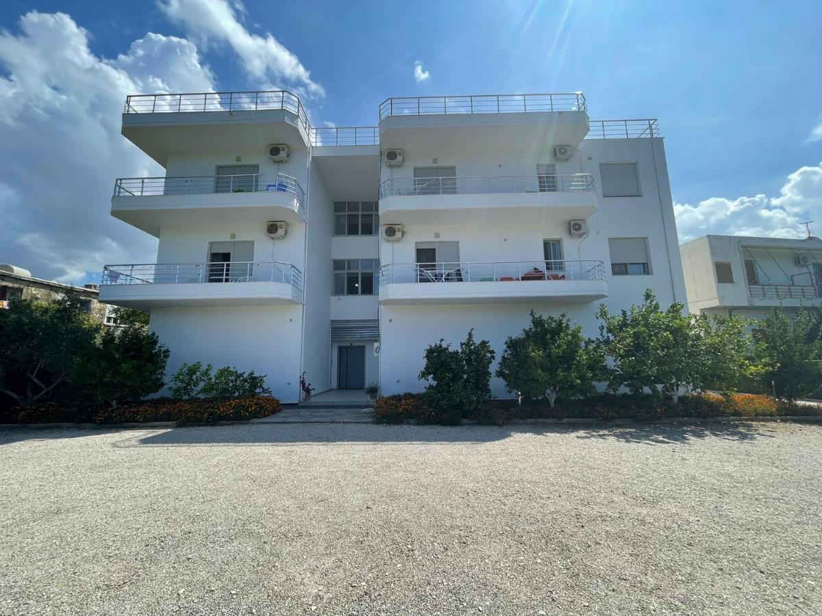 Orikum Apartments Exteriör bild